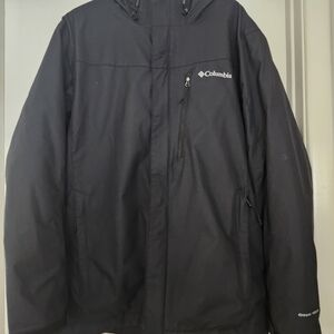 Columbia Men's Black Raincoat